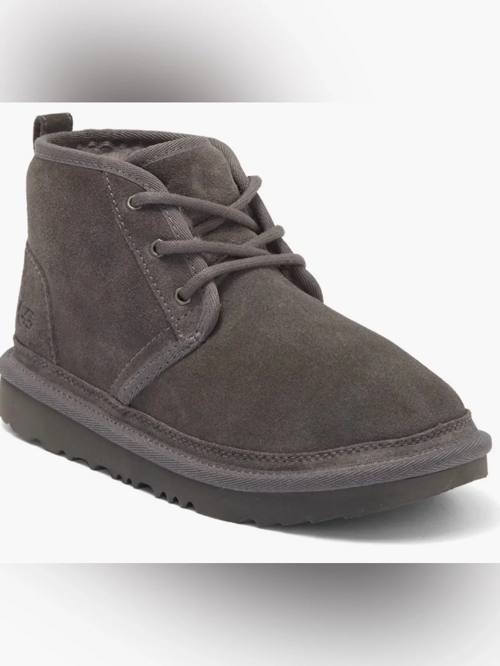 UGG Big Kids' Neumel II Gray Suede Classic Chukka Warm Lace-Up Boots Size 6 Boys